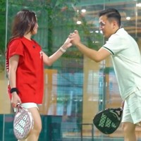 7 Gaya Ayu Ting Ting Main Padel Bareng Pacar, Makin Kompak & Romantis