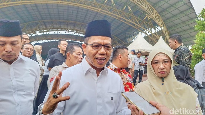 Bupati Bandung Dadang Supriatna