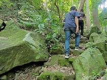 Menjaga Marwah Gunung Tangkil dari Tangan Jahil