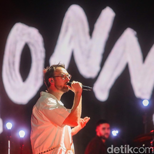 Aksi HONNE di LaLaLa Festival 2026 yang Bikin Nostalgia