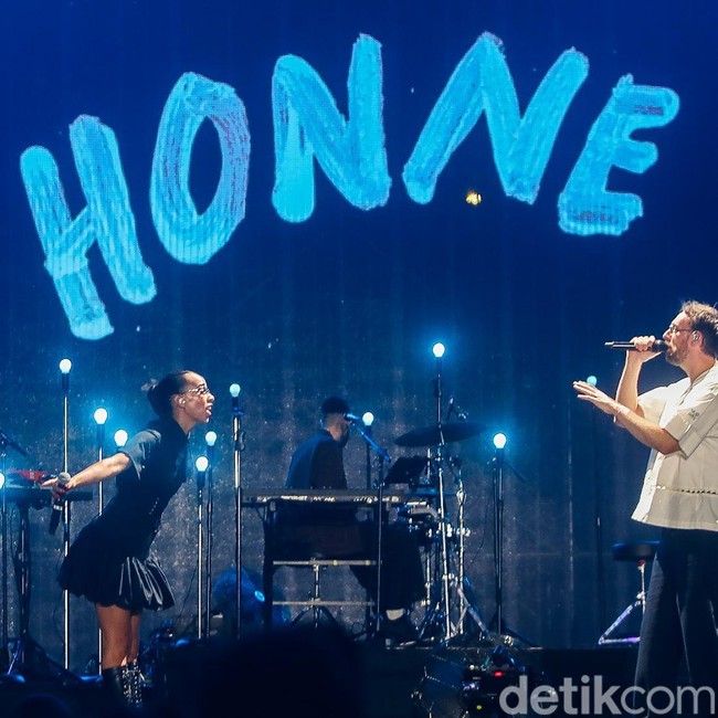 HONNE Rayakan Satu Dekade Perjalanan Musik di LaLaLa Festival 2026