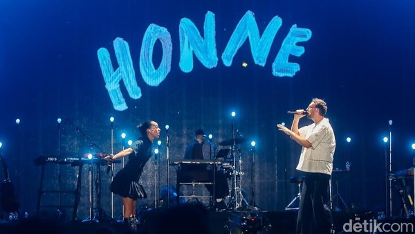 HONNE Rayakan Satu Dekade Perjalanan Musik di LaLaLa Festival 2026