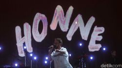 Aksi HONNE di LaLaLa Festival 2026 yang Bikin Nostalgia