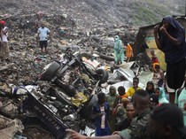 Hujan Deras Picu Longsor di TPA Dar es Salam