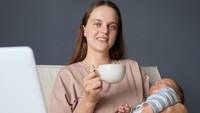 Apakah Aman Jika Ibu Menyusui Minum kopi? Ini Kata Dokter