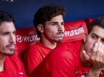 Arsenal Minat Gaet Alvarez?