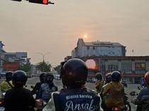 Palembang Masih Diselimuti Asap Karhutla, Jarak Pandang Aman
