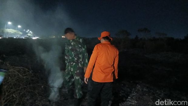 Kebakaran lahan kosong seluas dua hektare terjadi di Kawasan Tallasa City, Makassar. Kebakaran lahan kosong seluas dua hektare terjadi di Kawasan Tallasa City, Makassar.