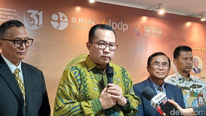 Kepala BRIN Arif Satria