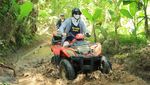 Life After Breakup? Lee Jong Suk Pacu Adrenalin hingga Santai di Bali