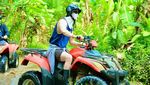 Life After Breakup? Lee Jong Suk Pacu Adrenalin hingga Santai di Bali