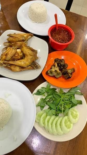 Makanan favorit Alice Norin
