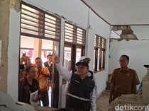 328 Sekolah di Nagekeo Rusak Akibat Gempa, Siswa Belajar di Pengungsian