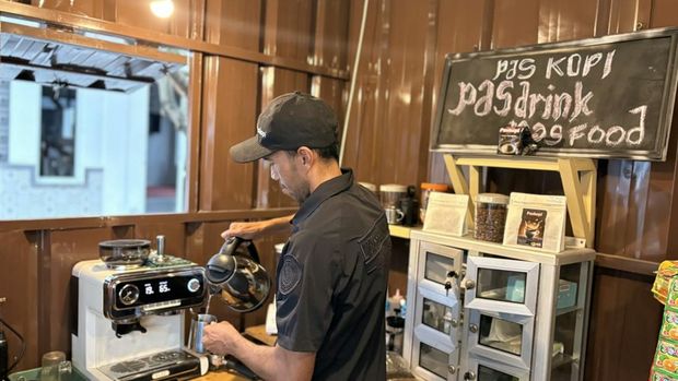 Narapidana kasus tindak pidana perdagangan orang (TPPO), Amir (48), salah satu pelopor produk kopi kemasan dengan merek dagang Paskopi.