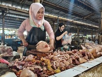 Jelang Maulid Nabi, Harga Daging Ayam di Pasar Porong Tembus Rp 43 Ribu Kg