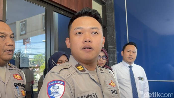 Kanit Gakkum Satlantas Polrestabes Surabaya Iptu Sulthon NA