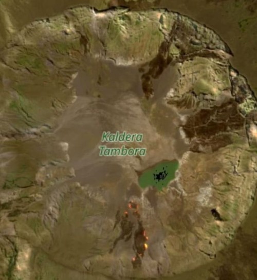 Titik panas api di kawasan Gunung Tambora, NTB, pada Senin (24/8/2026). (Dok. Pengamat Gunung Api Tambora)
