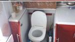 Deretan Letak Toilet Aneh Tapi Nyata, Kok Bisa Ya?