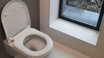 Deretan Letak Toilet Aneh Tapi Nyata, Kok Bisa Ya?