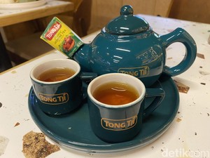 Tong Tji: Tea House Ini Punya Teh Poci hingga Mie Goreng Kampung Sedap