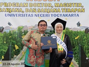 Kisah Toviyani, Ibu Hamil Disabilitas Netra yang Lulus S2 Cum Laude di UNY