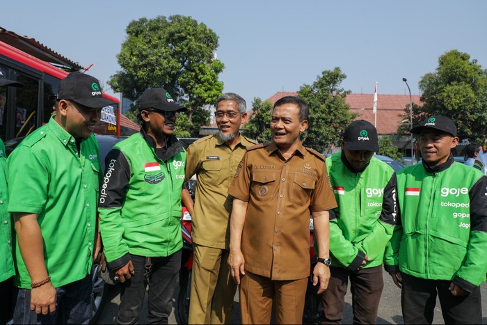 Transportasi Jateng Berbenah: Taksi Listrik-Layanan Pembayaran Nontunai