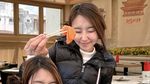 Asyiknya Vilmei Makan Sashimi Jepang hingga Salt Bread Renyah di Korea