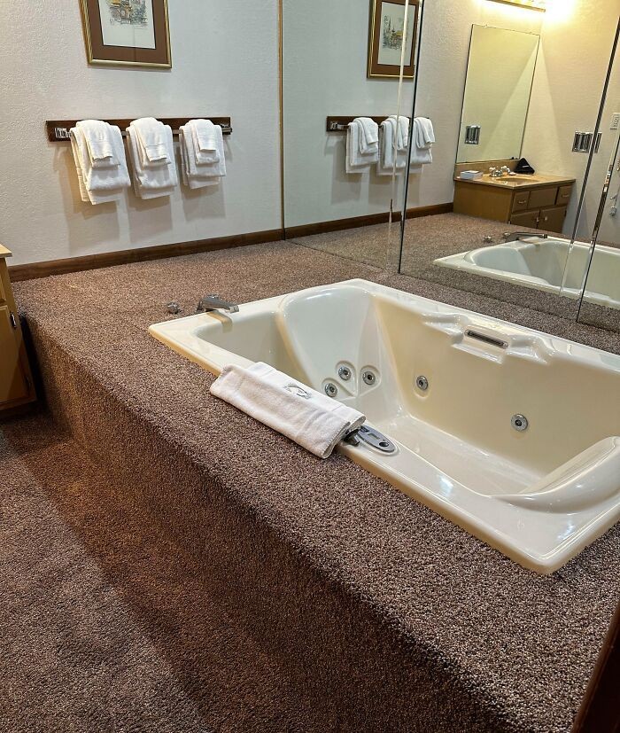 Desain hotel kreatif.