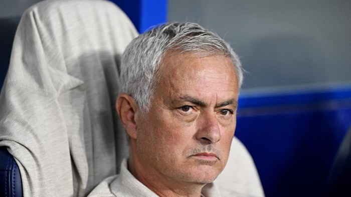 Soccer Football - LaLiga - Espanyol v Real Madrid - RCDE Stadium, Cornella de Llobregat, Spain - August 22, 2026 Real Madrid coach Jose Mourinho REUTERS/Pablo Morano