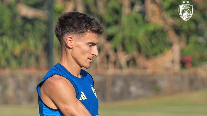 Pemain baru PSM Makassar Luka Bulatovic antusias menantikan penampilan debutnya di kandang.