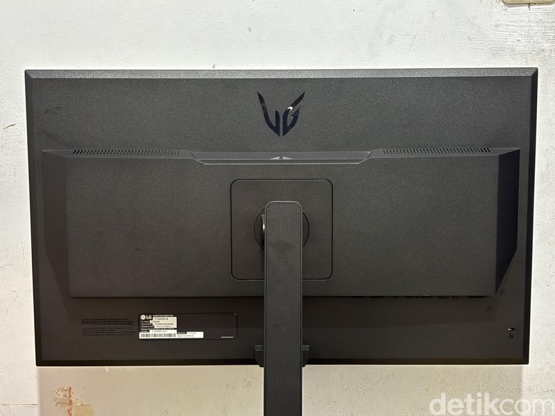 Review monitor gaming LG UltraGear G6 27G640A-B.