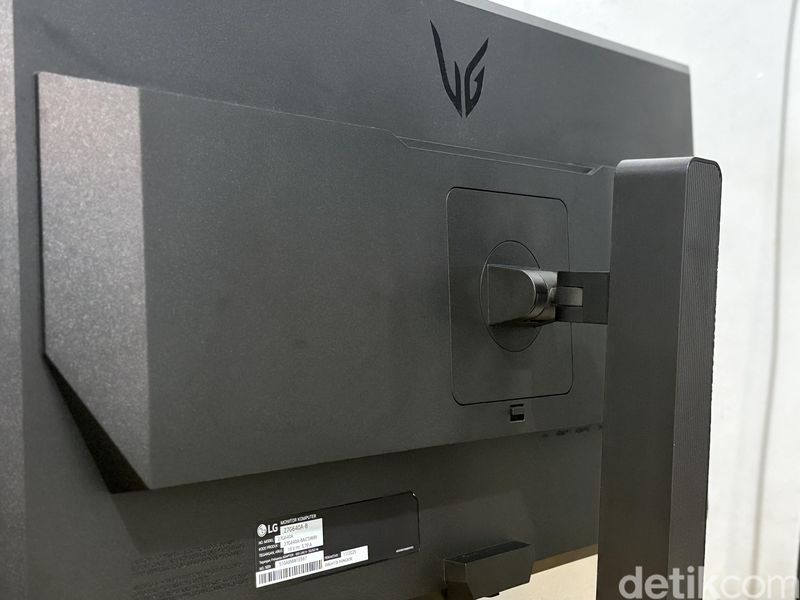 Review monitor gaming LG UltraGear G6 27G640A-B.