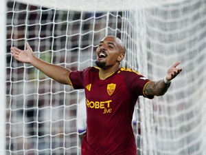 Donyell Malen Melampaui Ekspektasi Roma