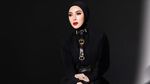 Syahrini Gak Masalah Wajah Dijadikan Meme: Urusan Kita Berbuat Baik Saja