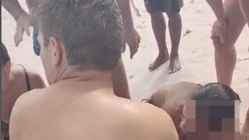 Upaya RJP saat seorang turis asing tenggelam di Pink Beach, Labuan Bajo, Selasa (25/8/2026).