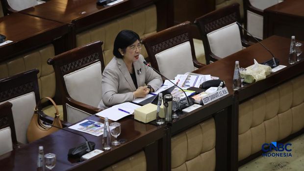 Calon Gubernur Bank Indonesia (BI), Destry Damayanti saat menjalani Uji Kelayakan atau Fit and Proper Test di Gedung DPR/MPR RI, Jakarta, Rabu (26/8/2026). (CNBC Indonesia/Faisal Rahman)