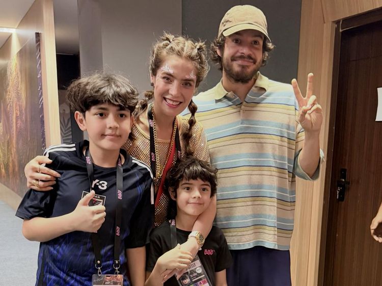 Best Day Ever! Carissa Puteri Boyong 2 Anak Nonton Rex Orange County