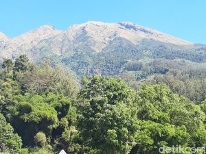 Pendakian Merbabu Dibatasi Sebulan Ini, Jalur Ditutup Bergantian