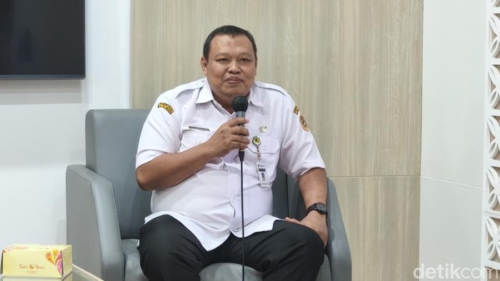 Kabid EBT Dinas ESDM Jateng, Dwi Suryono saat memberikan keterangan kepada awak media di Kantor Gubernur Jateng, Rabu (26/8/2026).