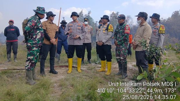 Kapolres OKU Timur Polda Sumsel AKBP Lalu Hedwin Hanggara bersama jajaran Forkopimda dan instansi lintas sektoral terus bersinergi menangani