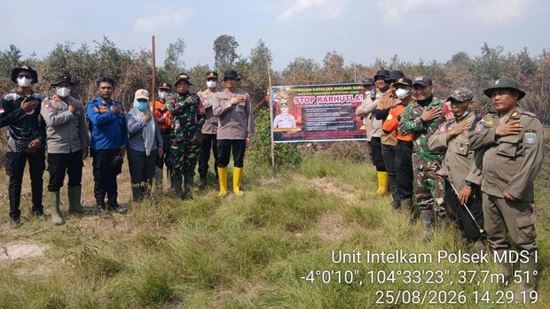 Kapolres OKU Timur Polda Sumsel AKBP Lalu Hedwin Hanggara bersama jajaran Forkopimda dan instansi lintas sektoral terus bersinergi menangani