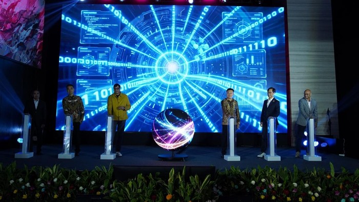 Kerja Sama Indosat Ooredoo Hutchison dan Huawei