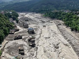 Korban Tewas Akibat Banjir Bandang Nepal Jadi 165 Orang, Pencarian Berlanjut
