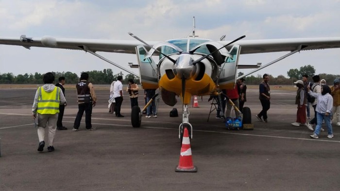 Pemprov Lampung mulai menggelar operasi modifikasi cuaca (OMC) untuk memicu hujan di sejumlah wilayah yang terdampak kekeringan.