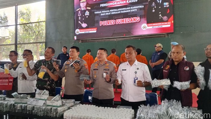 Pengungkapan peredaran narkoba di Sumedang