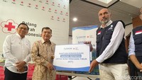 PMI Salurkan Bantuan Kemanusiaan Danone Indonesia untuk Gempa NTT