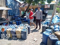 Penimbun Pertalite-Solar di Bulukumba Ditangkap, Pikap-107 Jeriken Disita