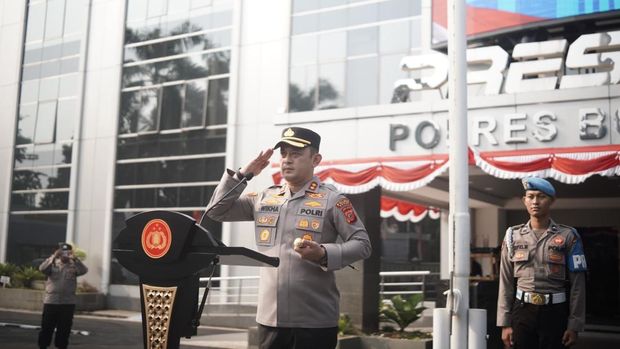 Polres Bogor dan Mahasiswa NTT Salurkan Bantuan Rp 100 Juta