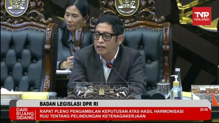 Rapat Baleg DPR harmonisasi RUU Pelindungan Ketenagakerjaan, Rabu (26/8/2026).