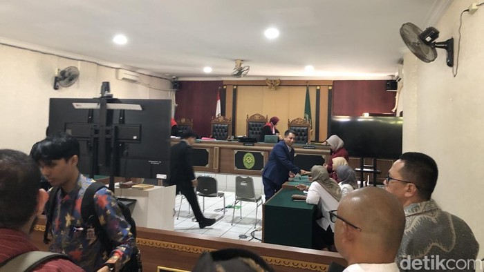 Sidang praperadilan Eks Lurah Condongcatur Sleman, Reno Candra Sangaji (RCS) di Pengadilan Negeri (PN) Yogyakarta, Kamis (26/8)